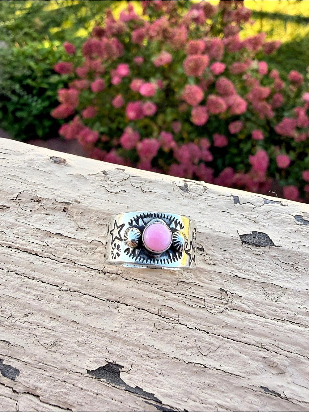 Pink Conch cigar band